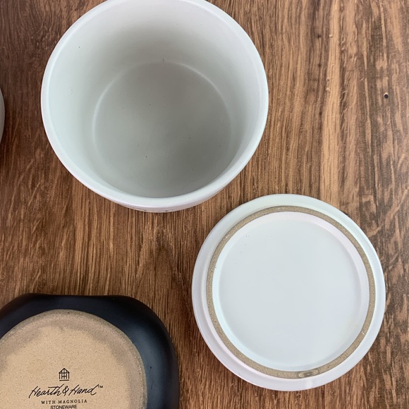 Hearth & Hand with Magnolia White pepper and Salt Stoneware with spoon rest - Picture 7 of 13